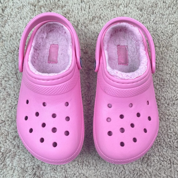 Crocs Kids Classic Lined Clog in Pink - Picture 9 of 14